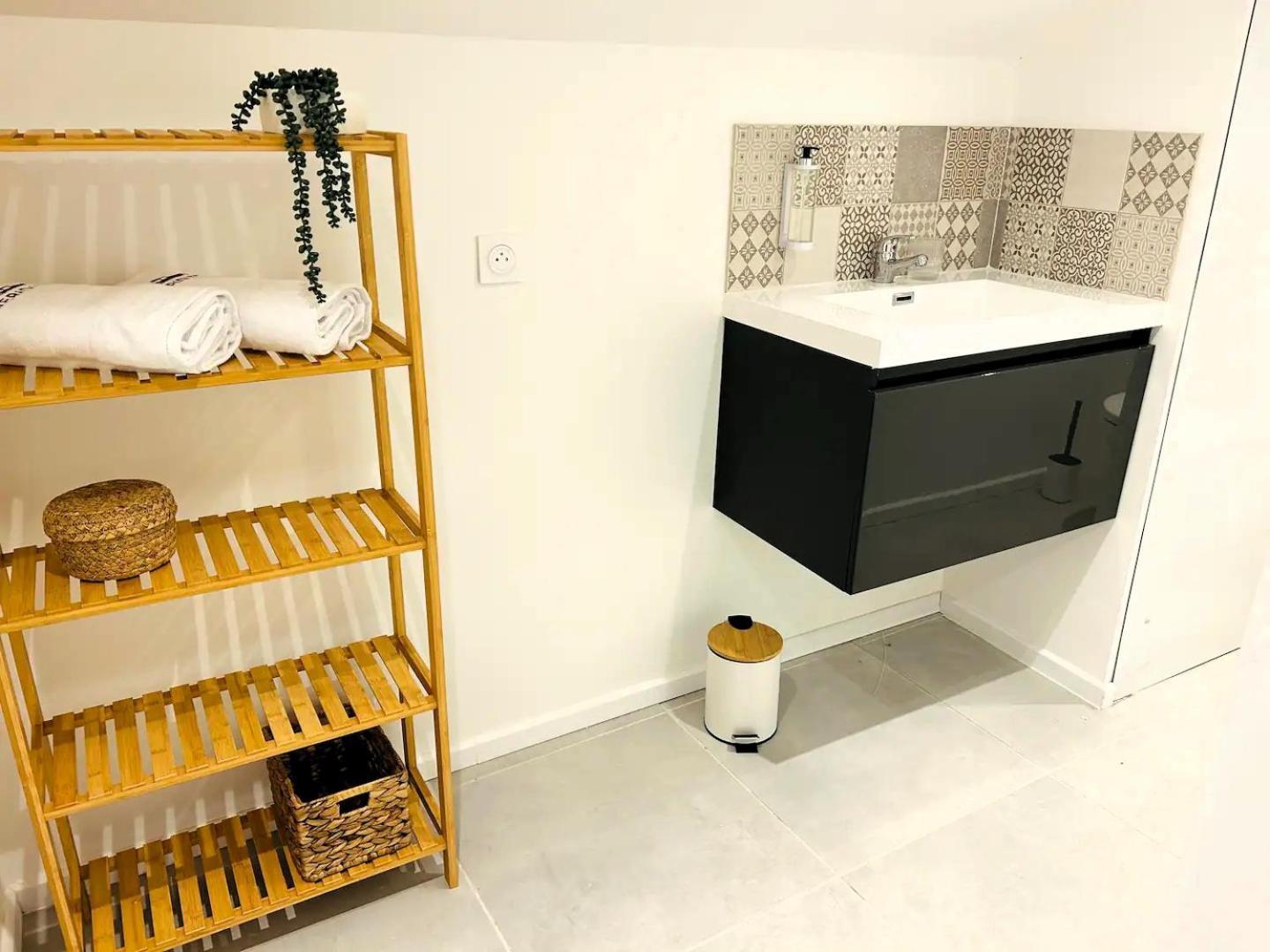 Loft Mehari - Le Meridien A Charbonniere Les Bains - Parking - Netflix - Wifi Apartment *
